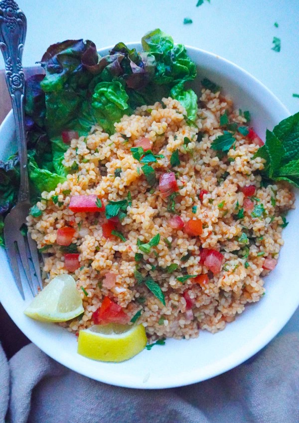 Easy healthy turkish salad kisir (vegan)